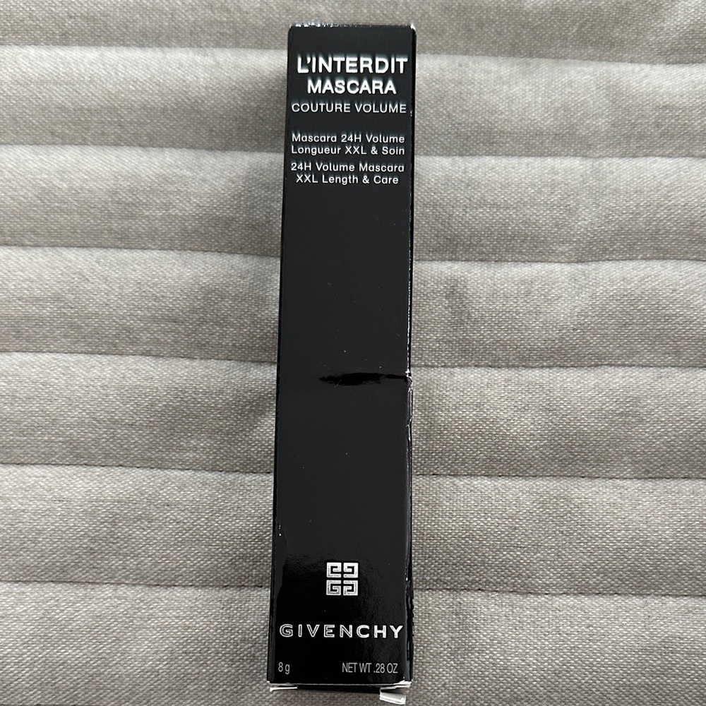 Givenchy L'Interdit Mascara Couture in Black O1